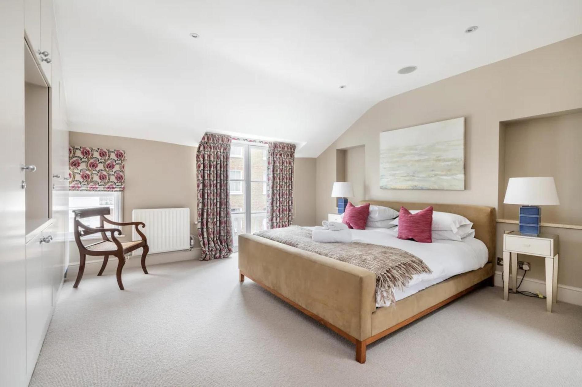 & Leafy - 2 Bedroom In Clapham London