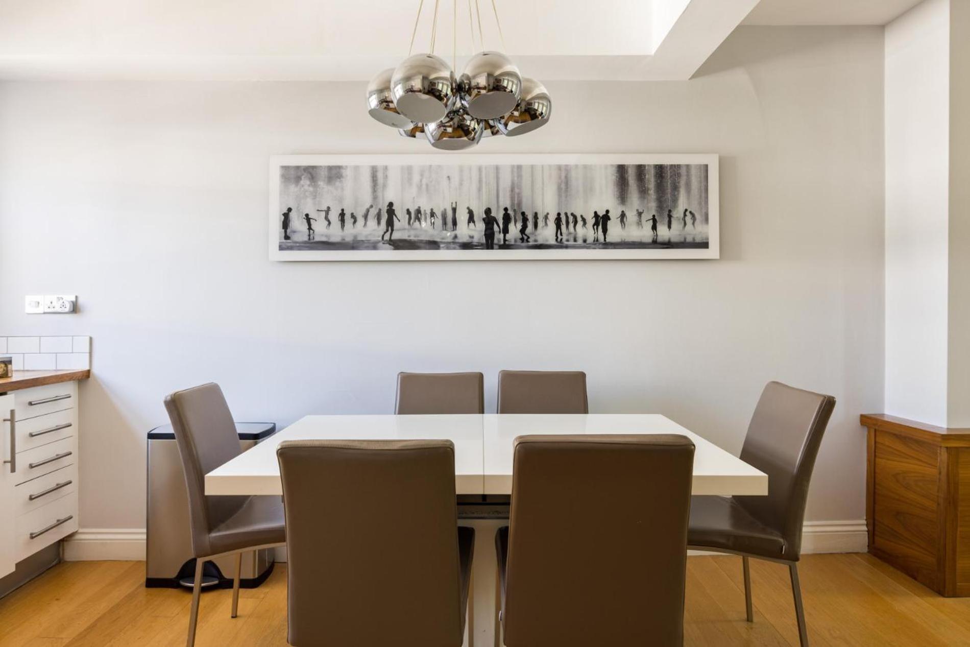 Apartment Is Yours - 2 Bedroom In Kensington