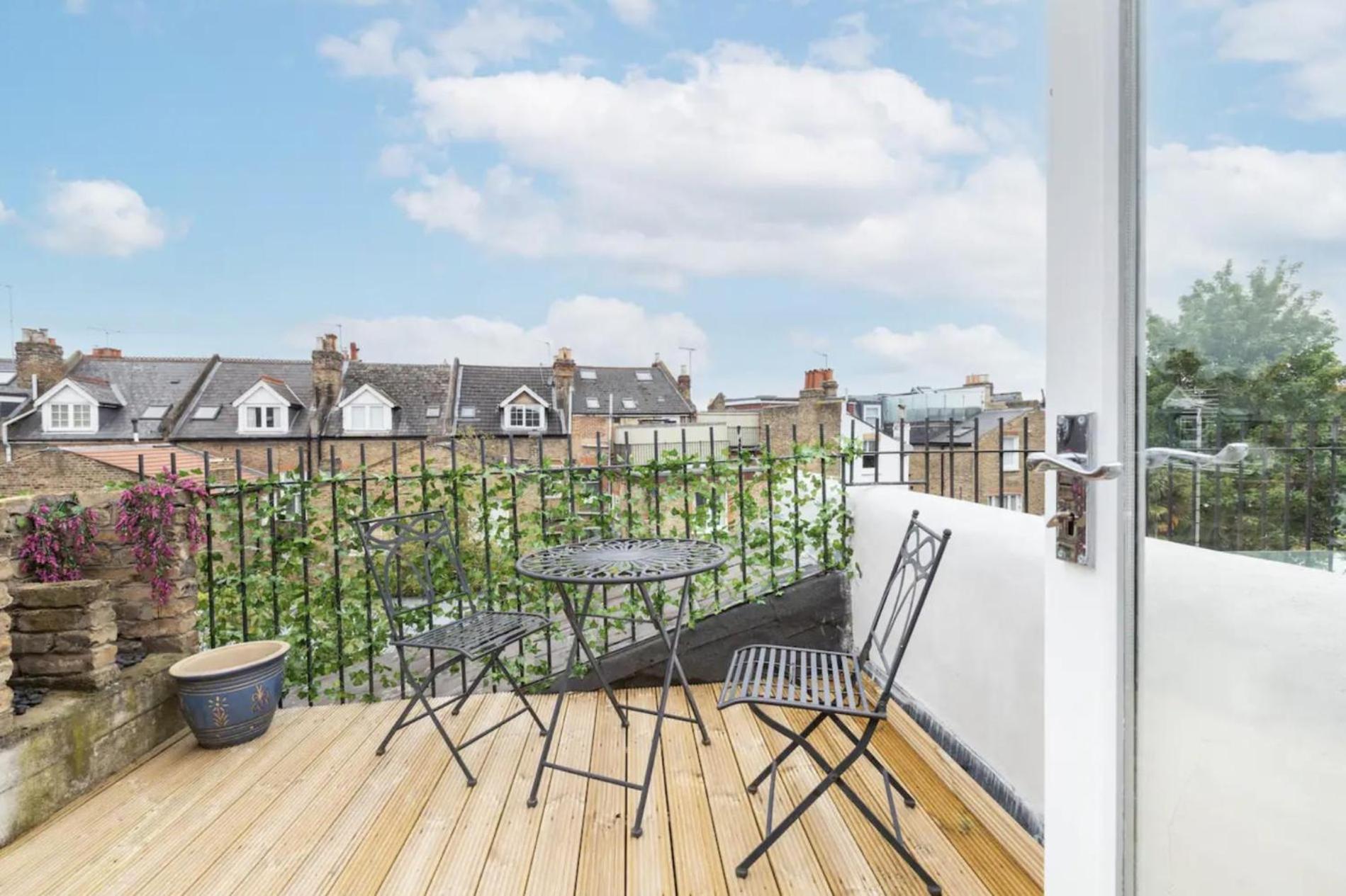 & Leafy - 2 Bedroom In Clapham Apartment *