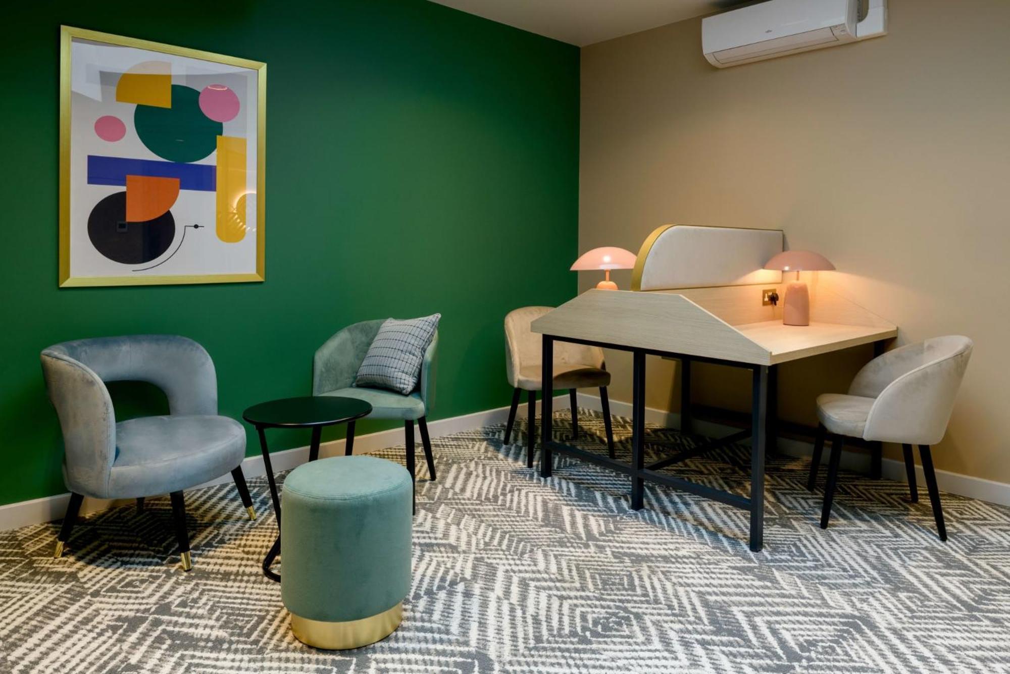 Cozy Living Ensuites In Trendy Wick Park Student Londra