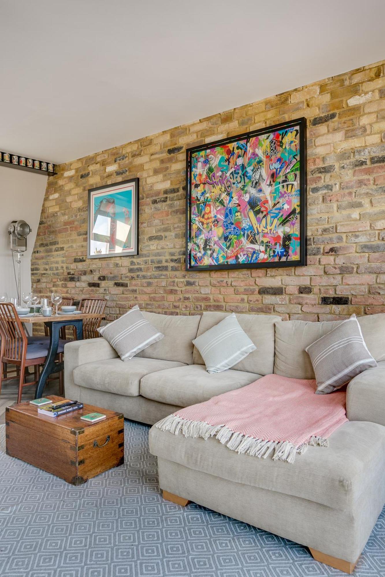 Leilighet Stylish 2 Bed Flat With Balcony Great Views Nrtube *