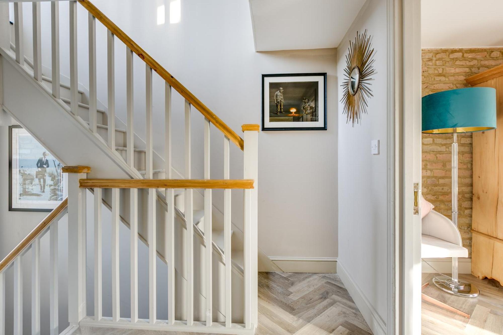 Leilighet Stylish 2 Bed Flat With Balcony Great Views Nrtube *