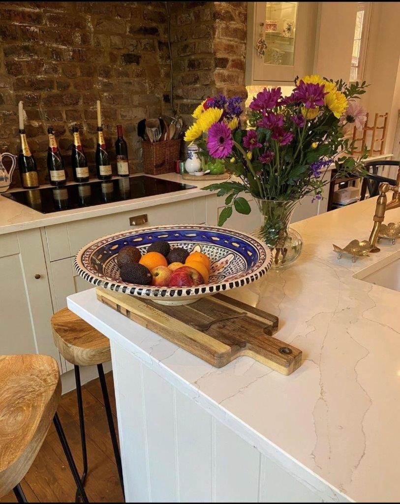 Gorgeous Grade Ii Listed Georgian House - Leafy Square Views - Holiday home *