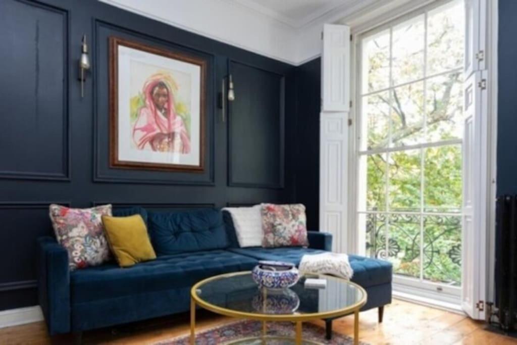 Gorgeous Grade Ii Listed Georgian House - Leafy Square Views - London