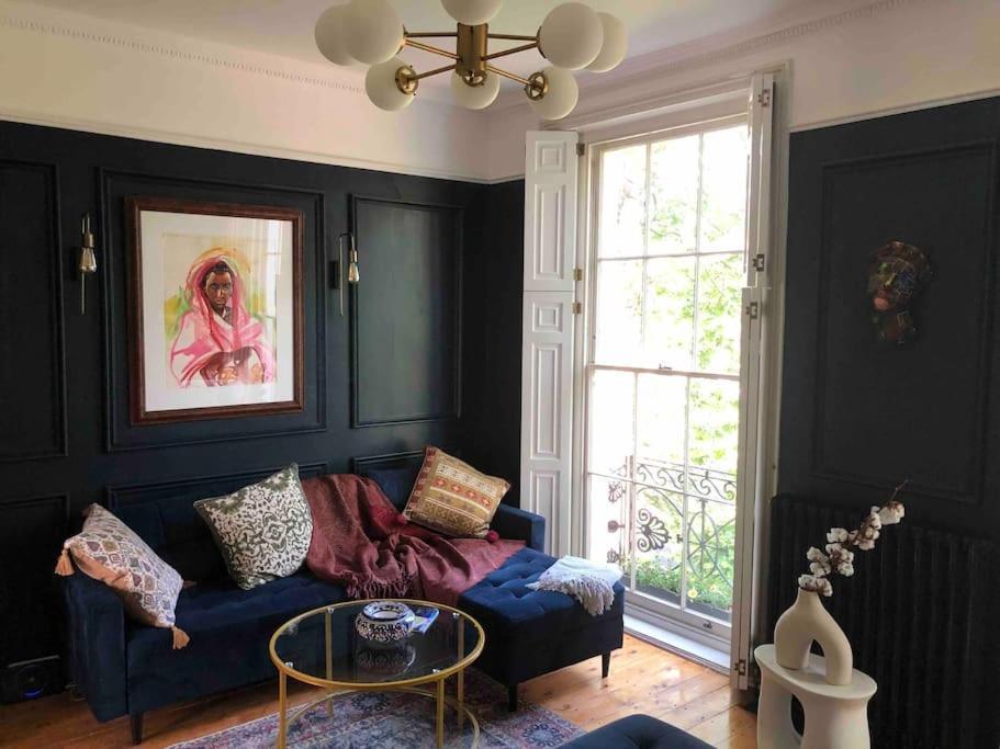 Holiday home Gorgeous Grade Ii Listed Georgian House - Leafy Square Views - London