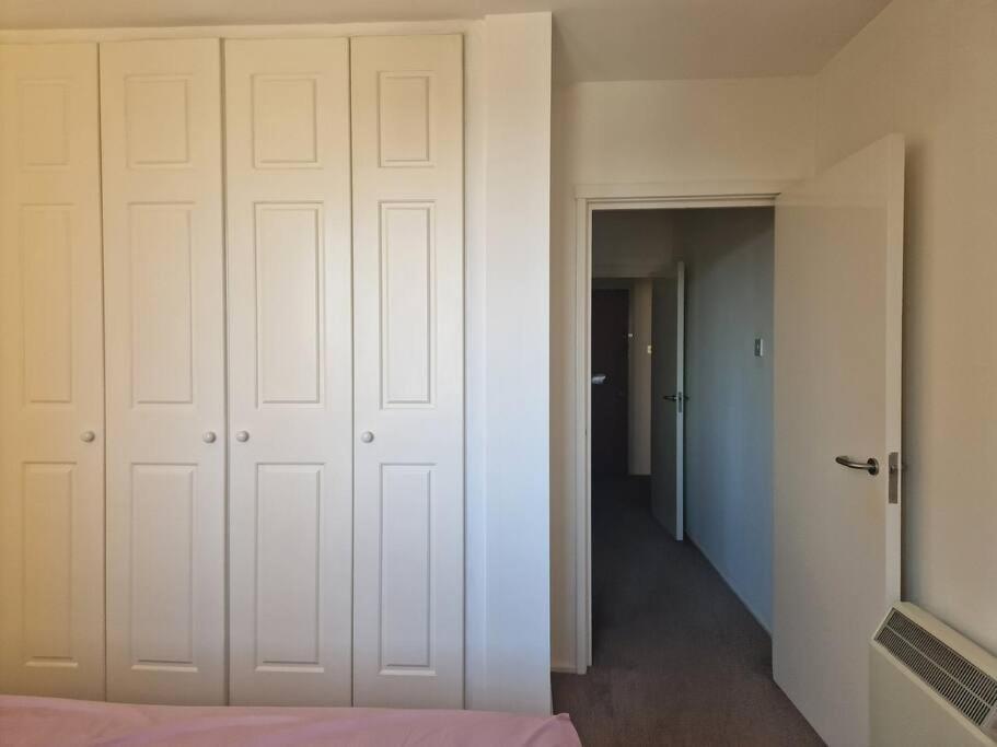 Large 1 Bed Flat Near Hyde Park Lejlighed London