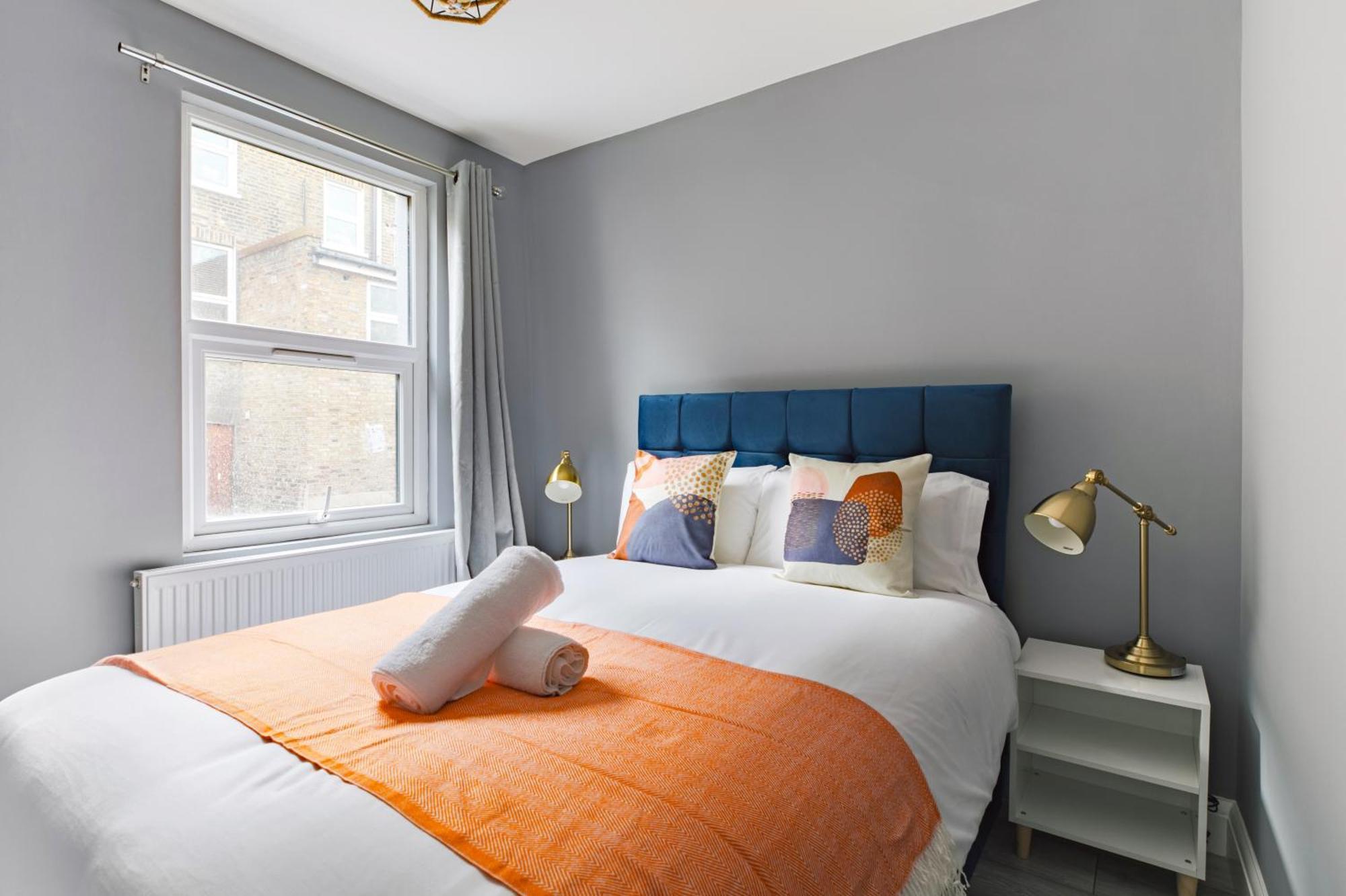 Lägenhet Homely 3 Bedroom House In Hammersmith