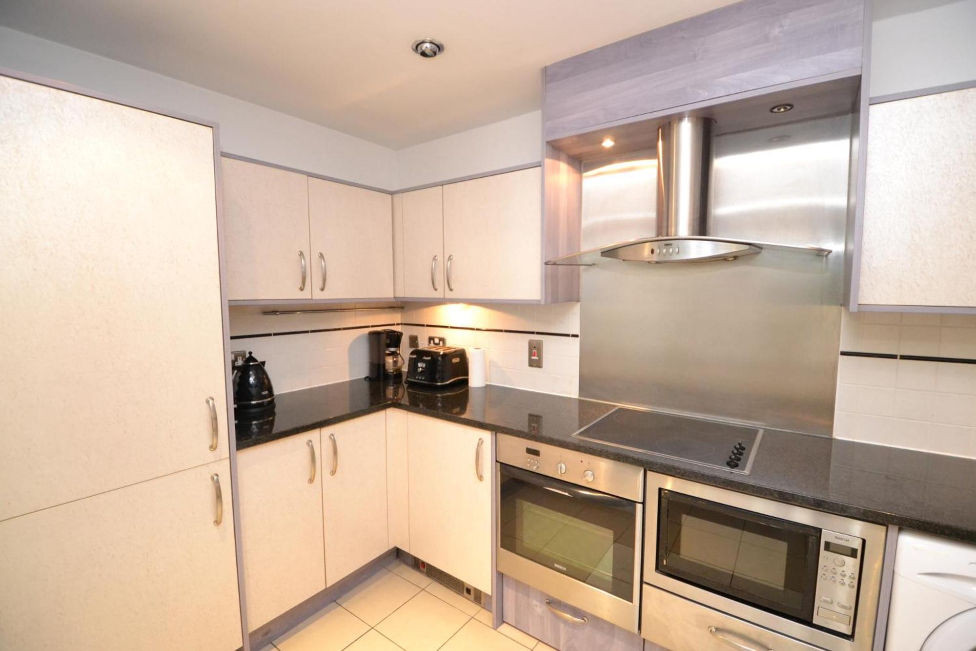 Riverside 2-bedroom London