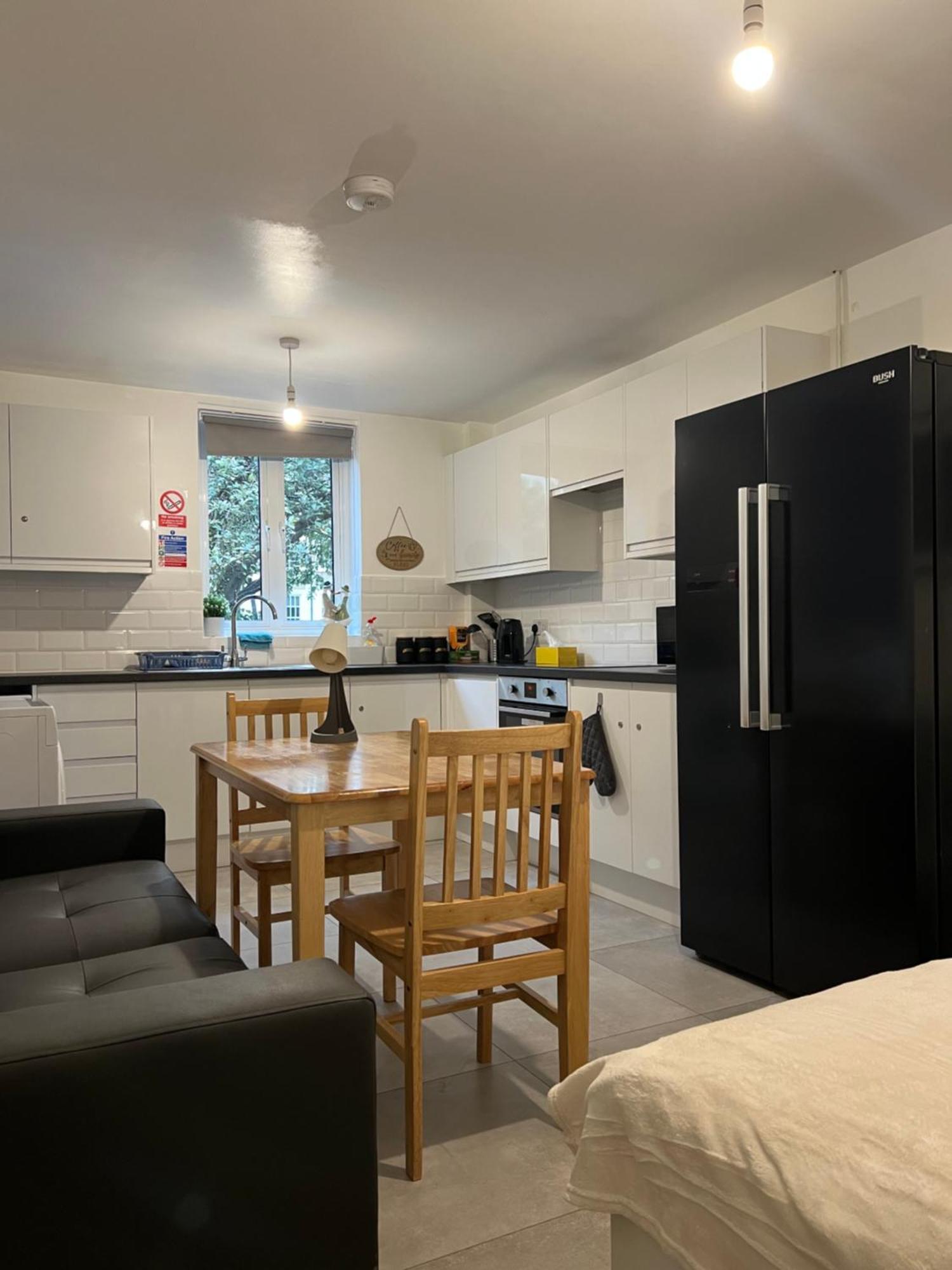 Homestay Lovely Double In Euston & Square In