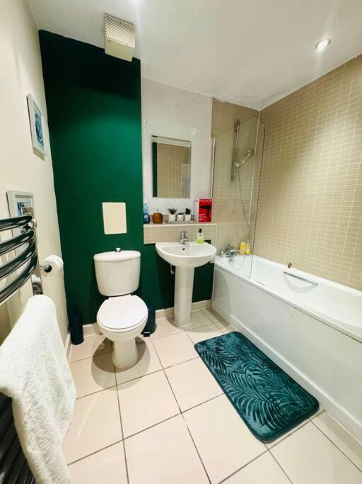 Bright Flat In Bricklane-aldgate * Londen