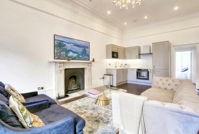 Apartment Kensington High Street *