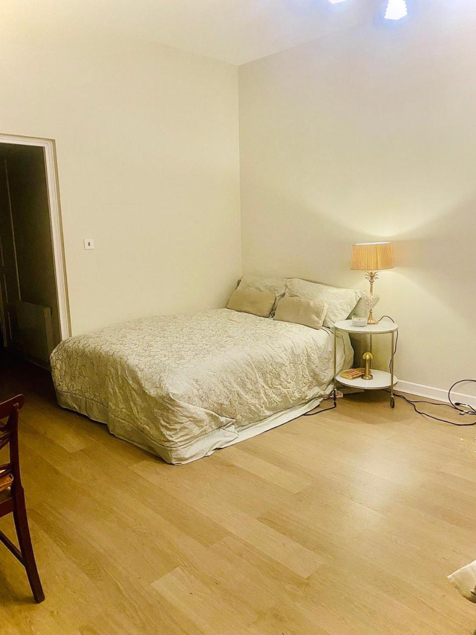 Apartment Chic In Leicester Sqaure! *