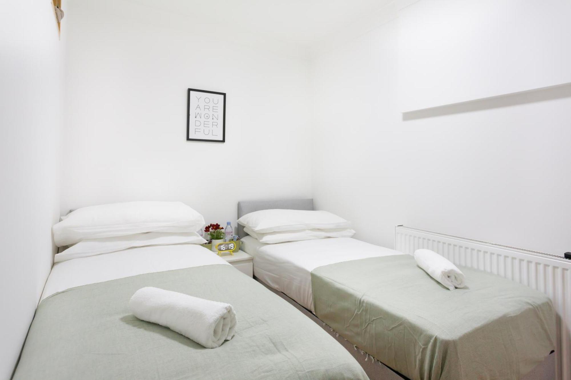 Eurostar Budget - Next To Kings Cross & Eurostar Train Station Guest house