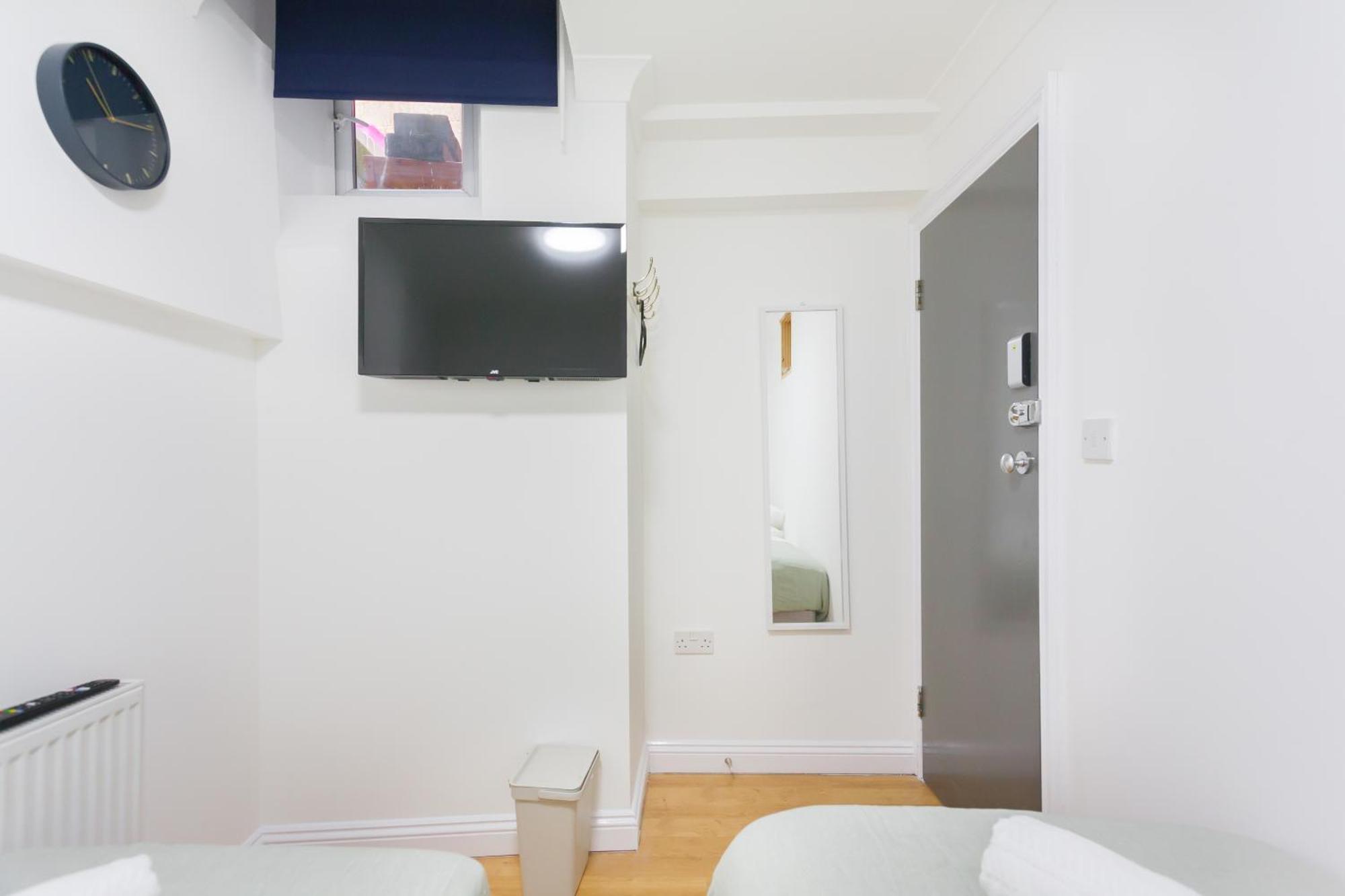 Eurostar Budget - Next To Kings Cross & Eurostar Train Station 3*