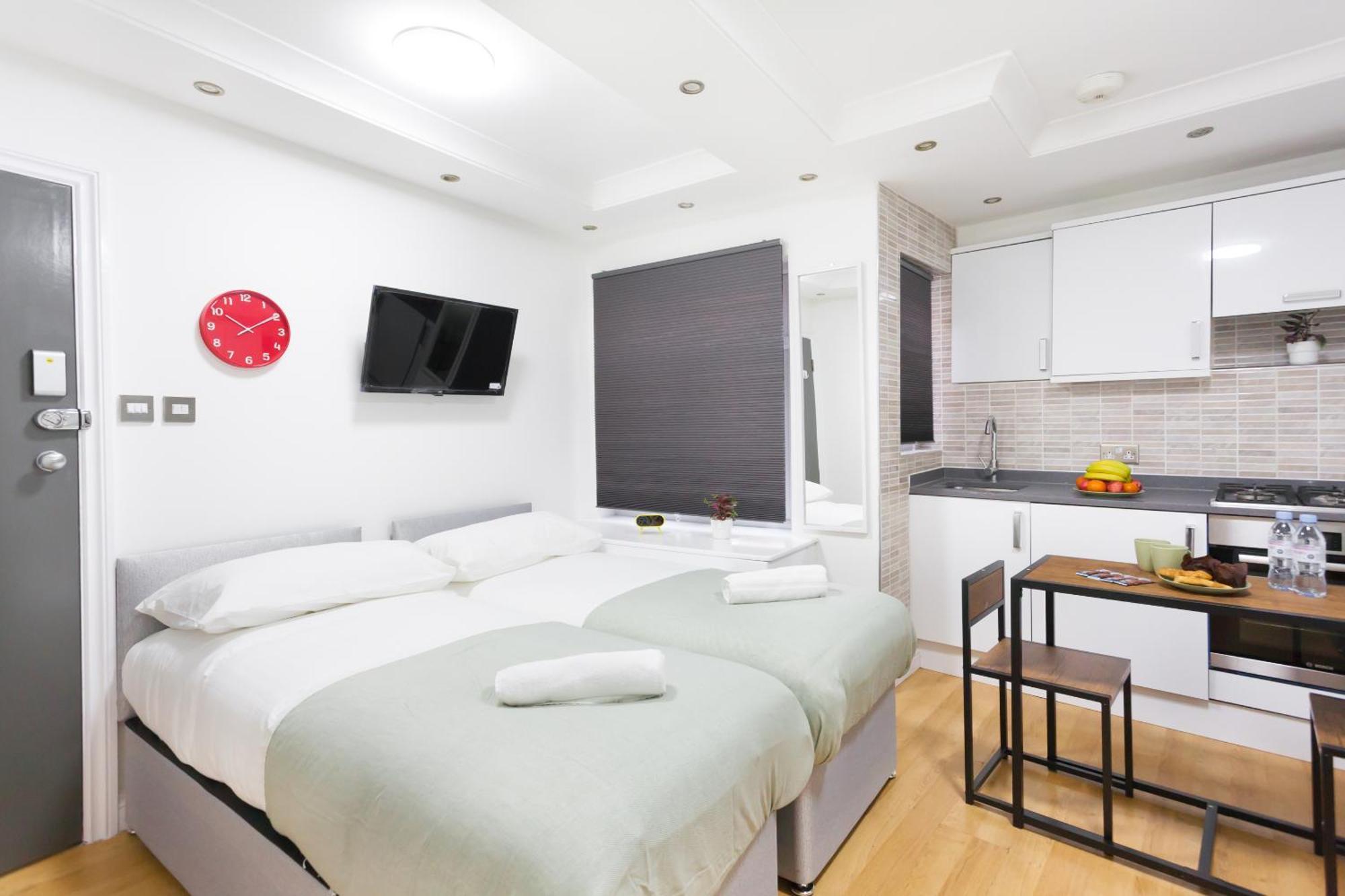 Eurostar Budget - Next To Kings Cross & Eurostar Train Station 3* Londra