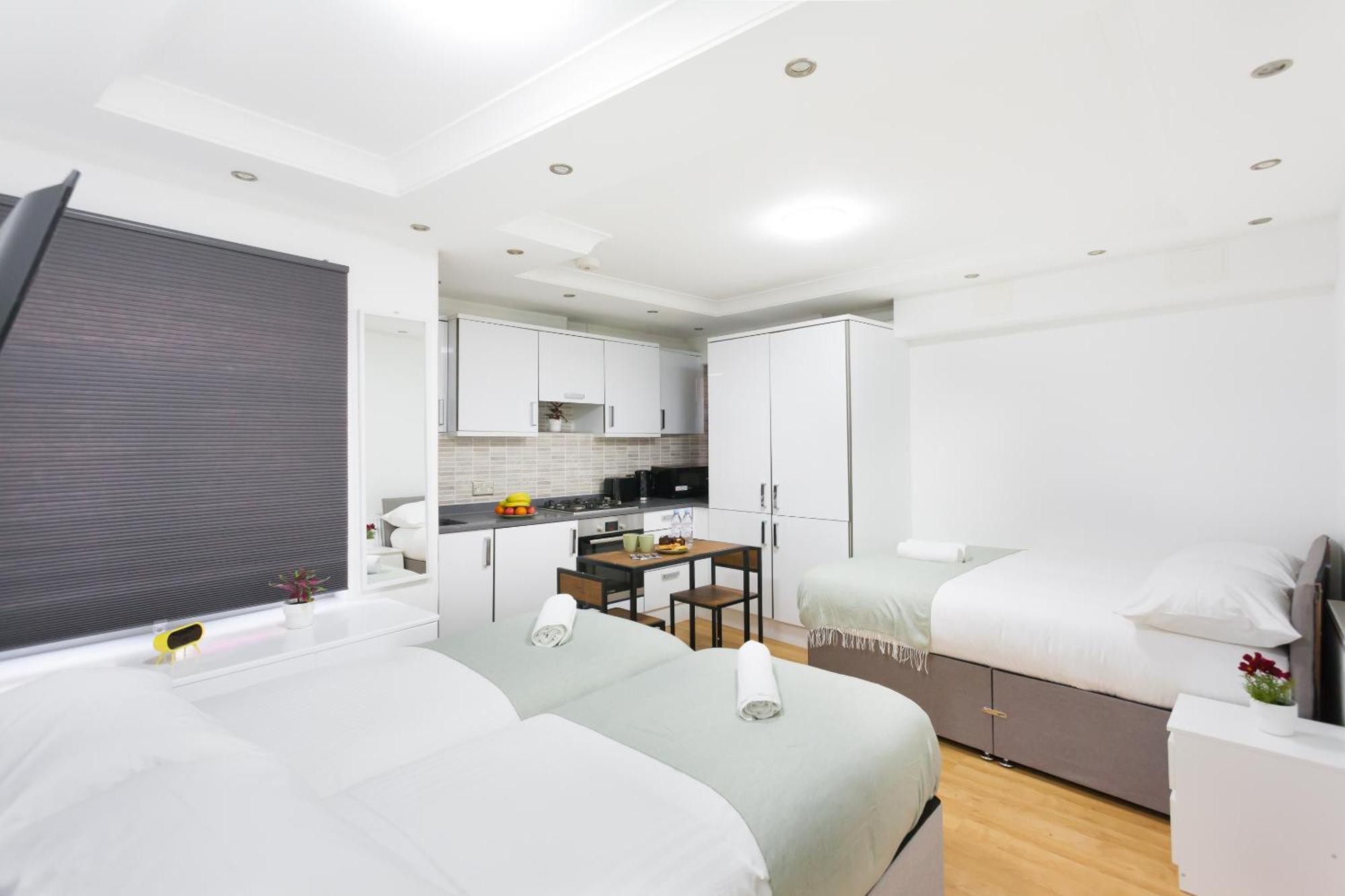 Eurostar Budget - Next To Kings Cross & Eurostar Train Station Guest house