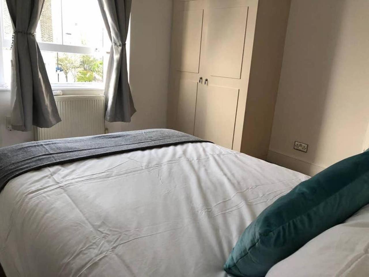 Eurostar Budget - Next To Kings Cross & Eurostar Train Station Guest house London