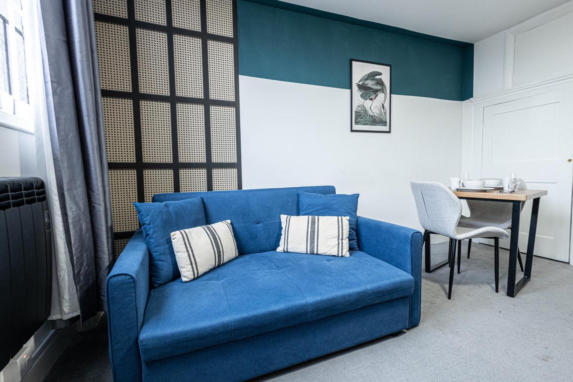 Lägenhet Deluxe Urban Retreat With City Views Studio And One Bedroom Near Camden By Belvilla