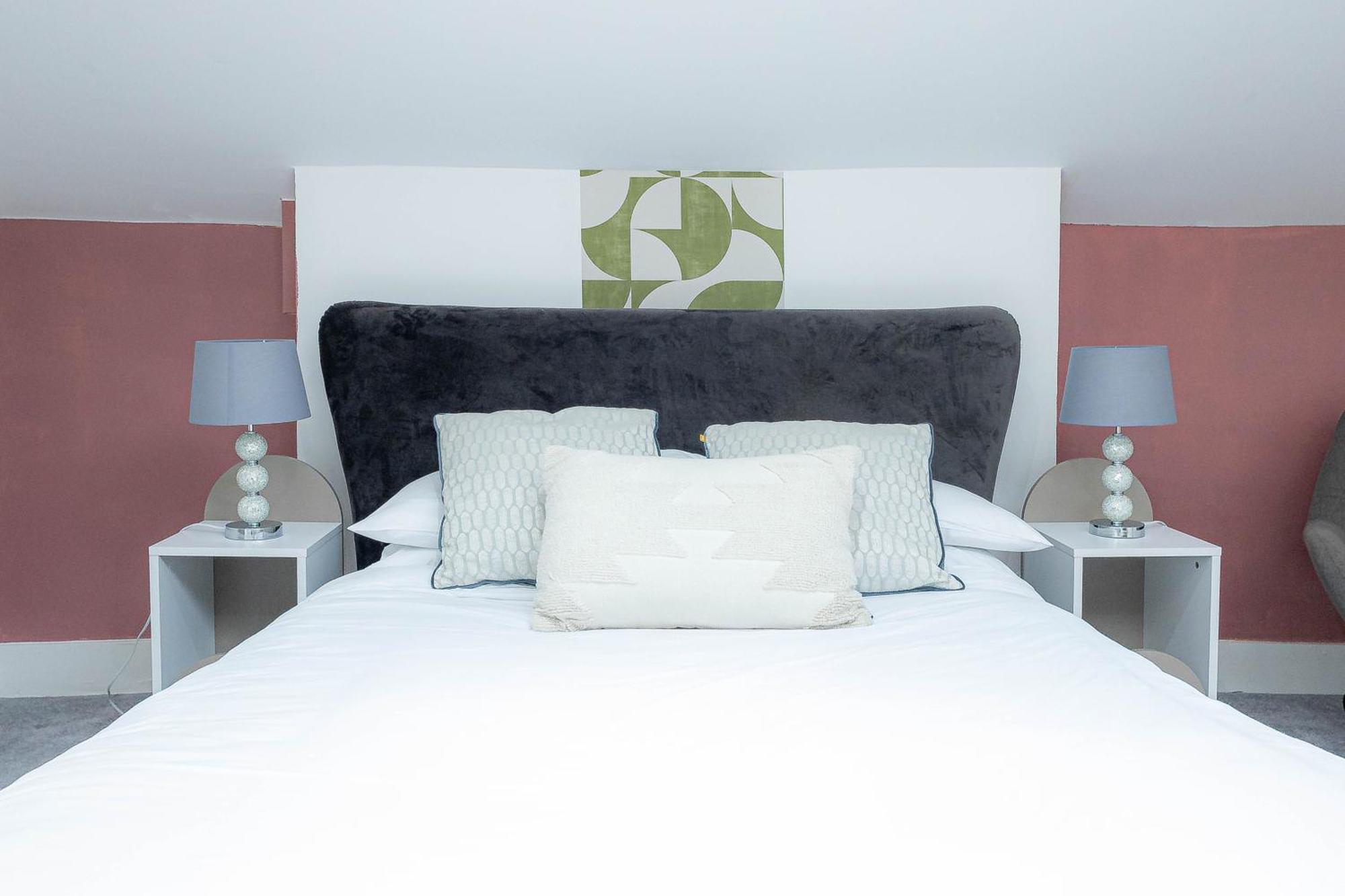 Deluxe Urban Retreat With City Views Studio And One Bedroom Near Camden By Belvilla Lägenhet