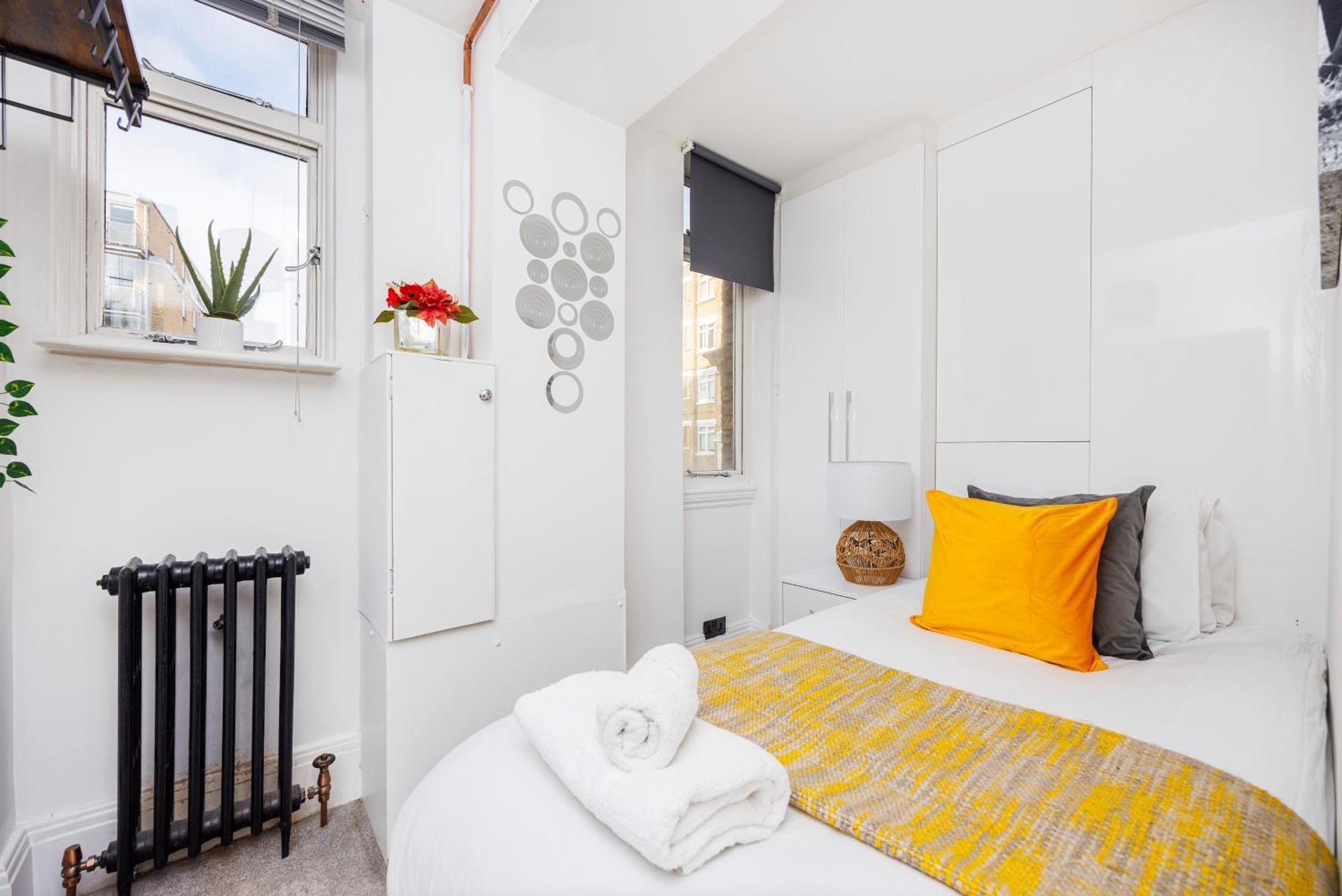 Bridge 2 Bed - Sleeps 3