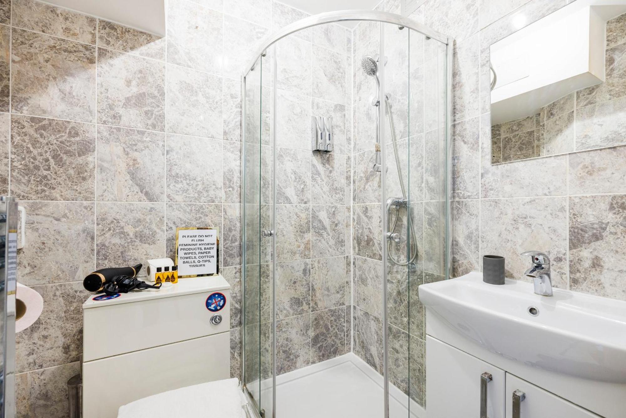 Bridge 2 Bed - Sleeps 3 Apartment