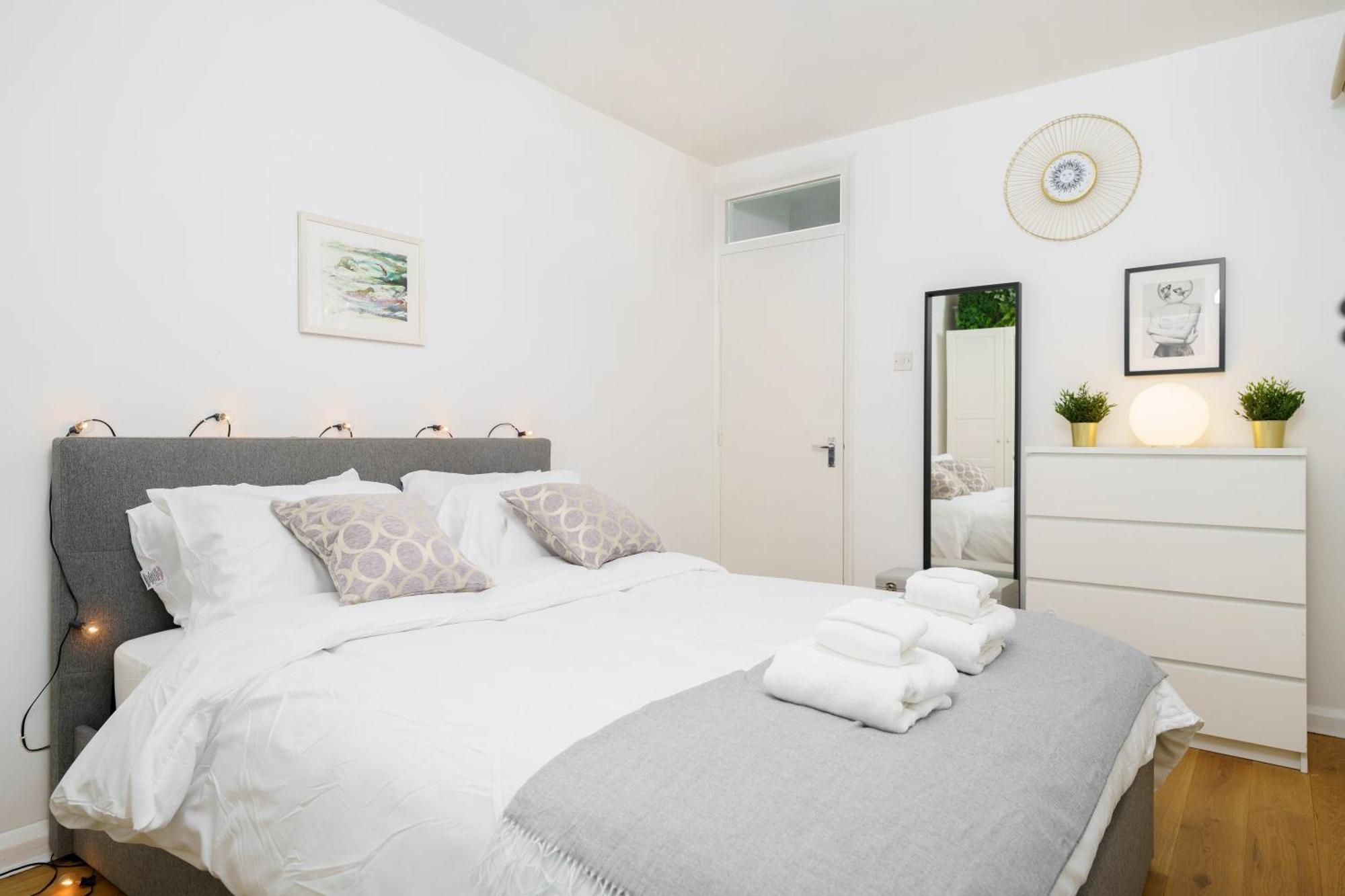Lovely In Victoria Park Village Appartement *