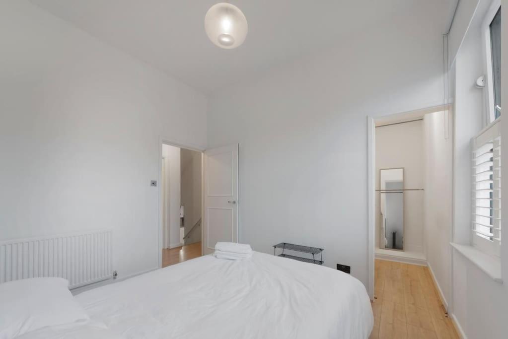 Stunning 1-bed Flat In 20 Mins From Appartement *