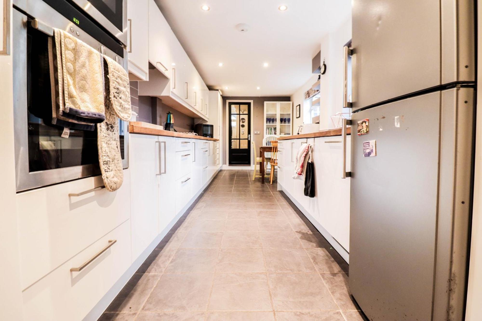 Casa vacanze Chic 3-bedroom Family Retreat In Stratford, Fast Internet And Near Shops *