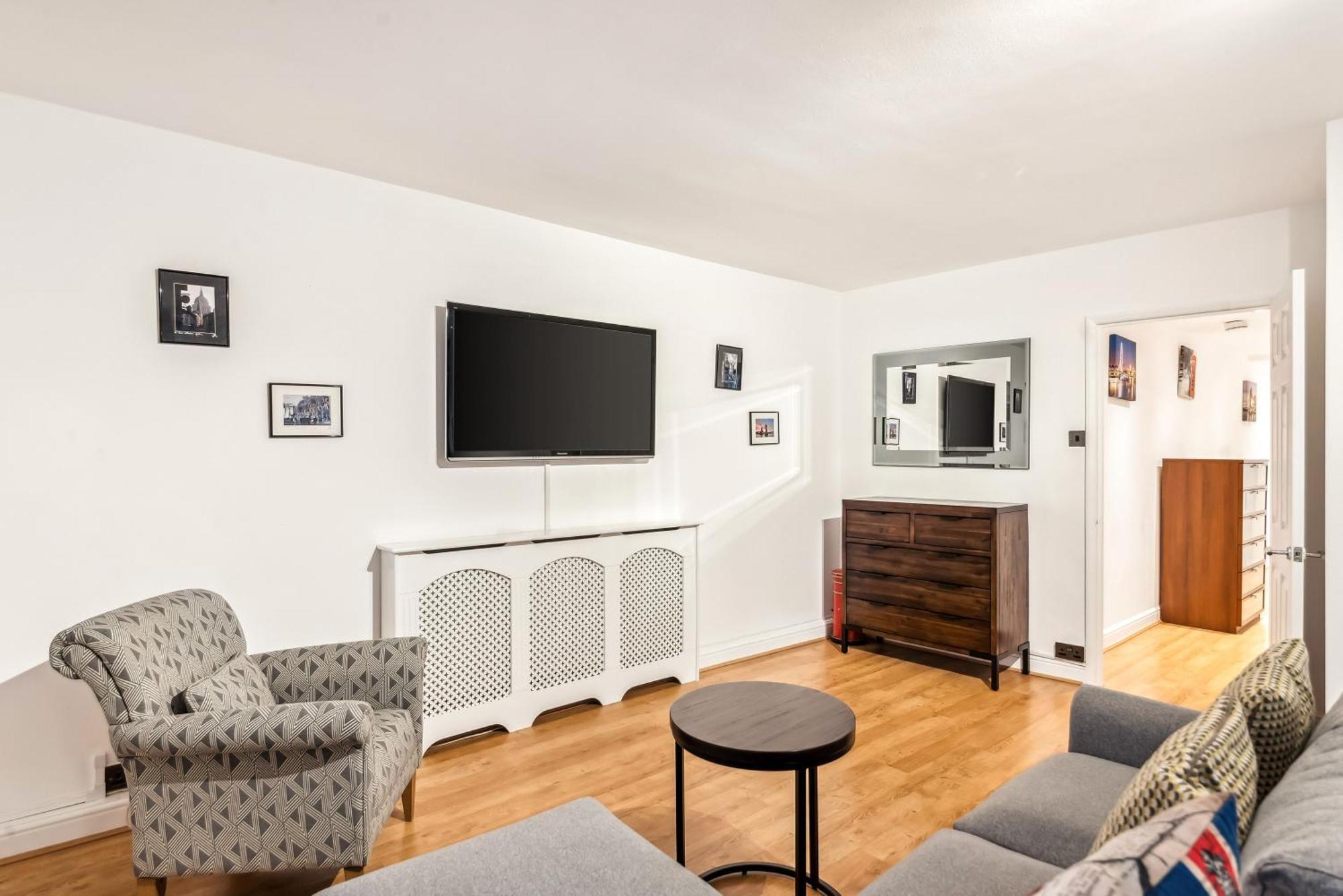 Appartamento Spacious Ground Floor - Fab Location