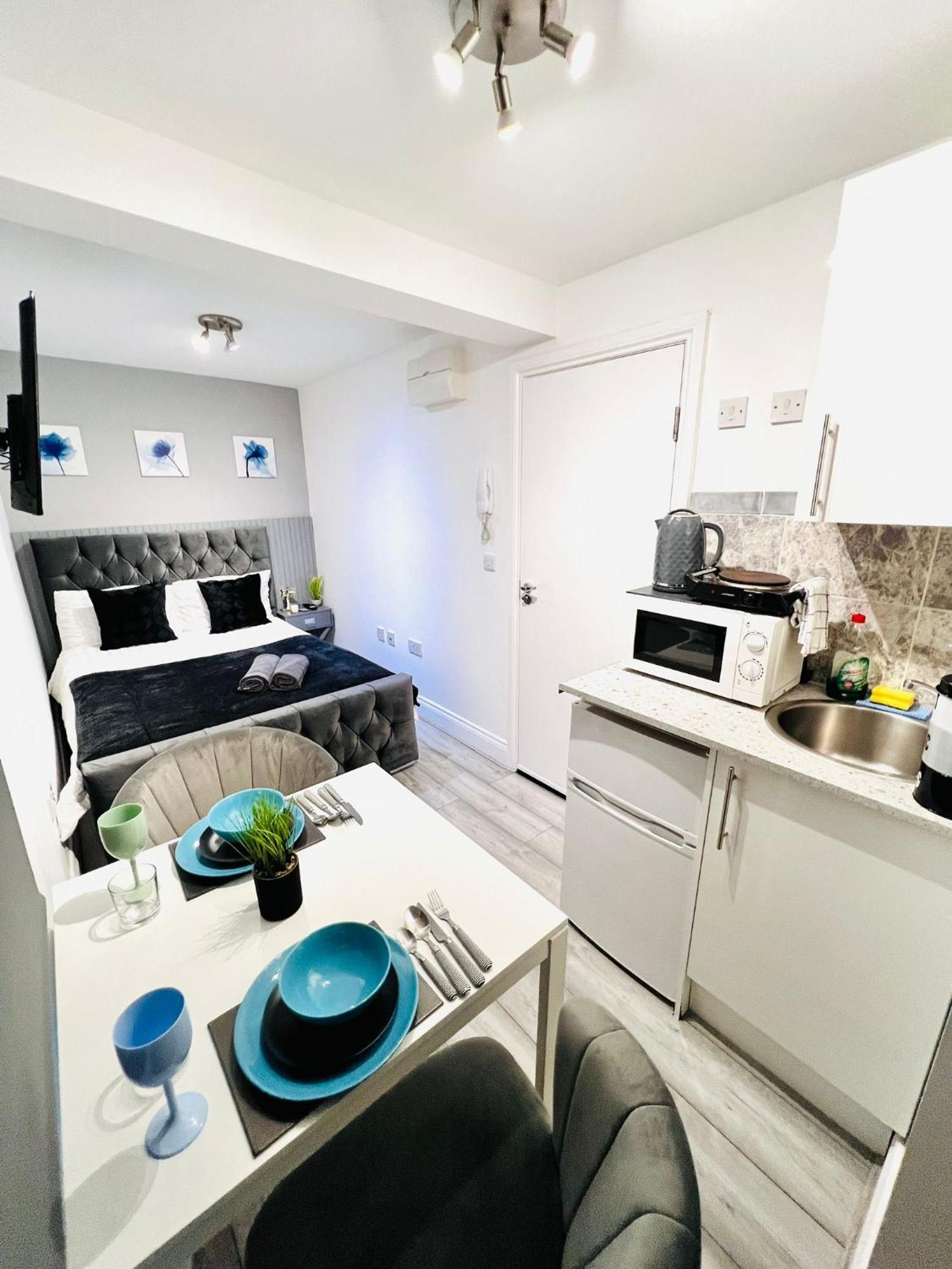 In Location Apartment *