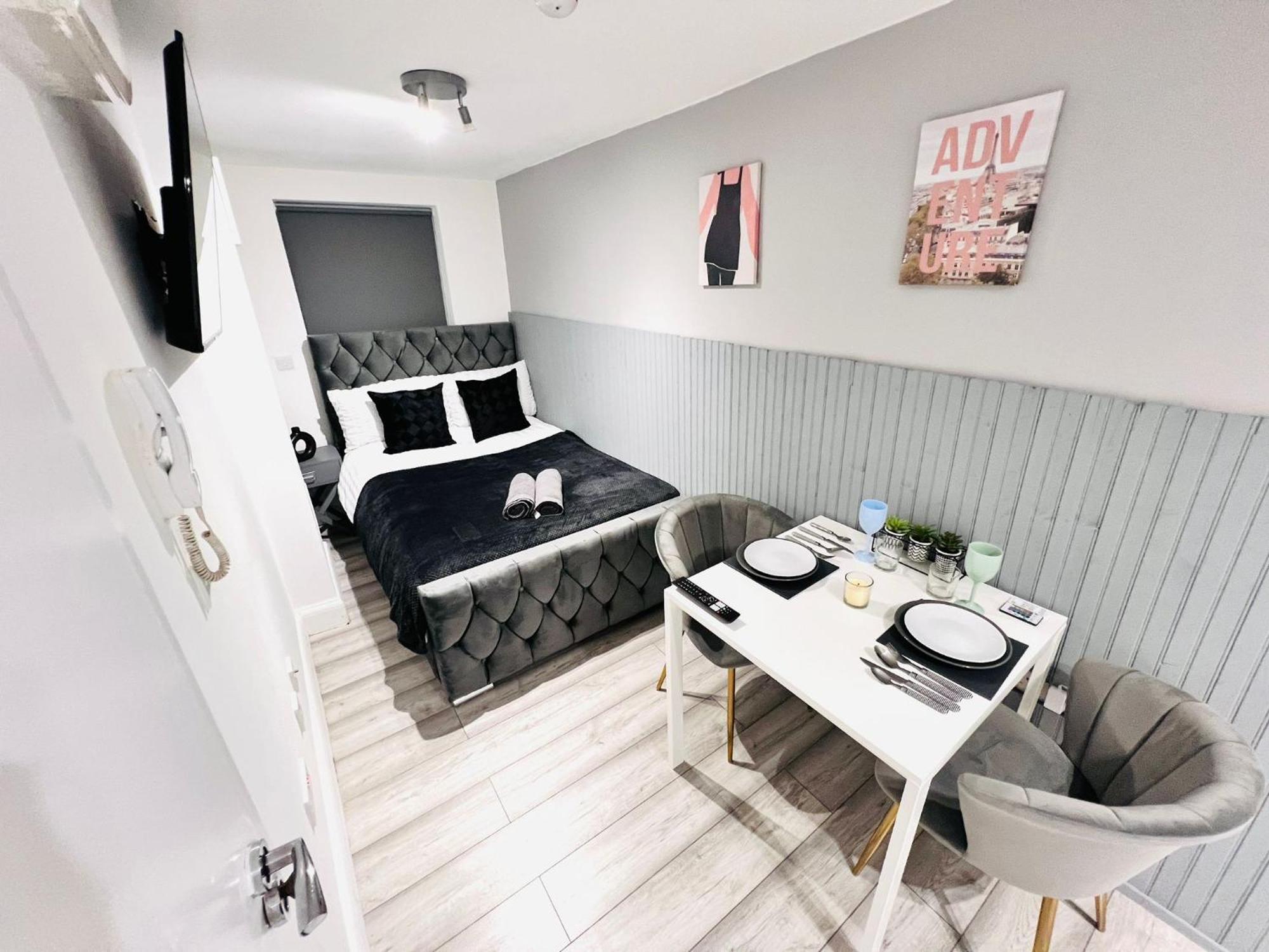 Apartment In Location *