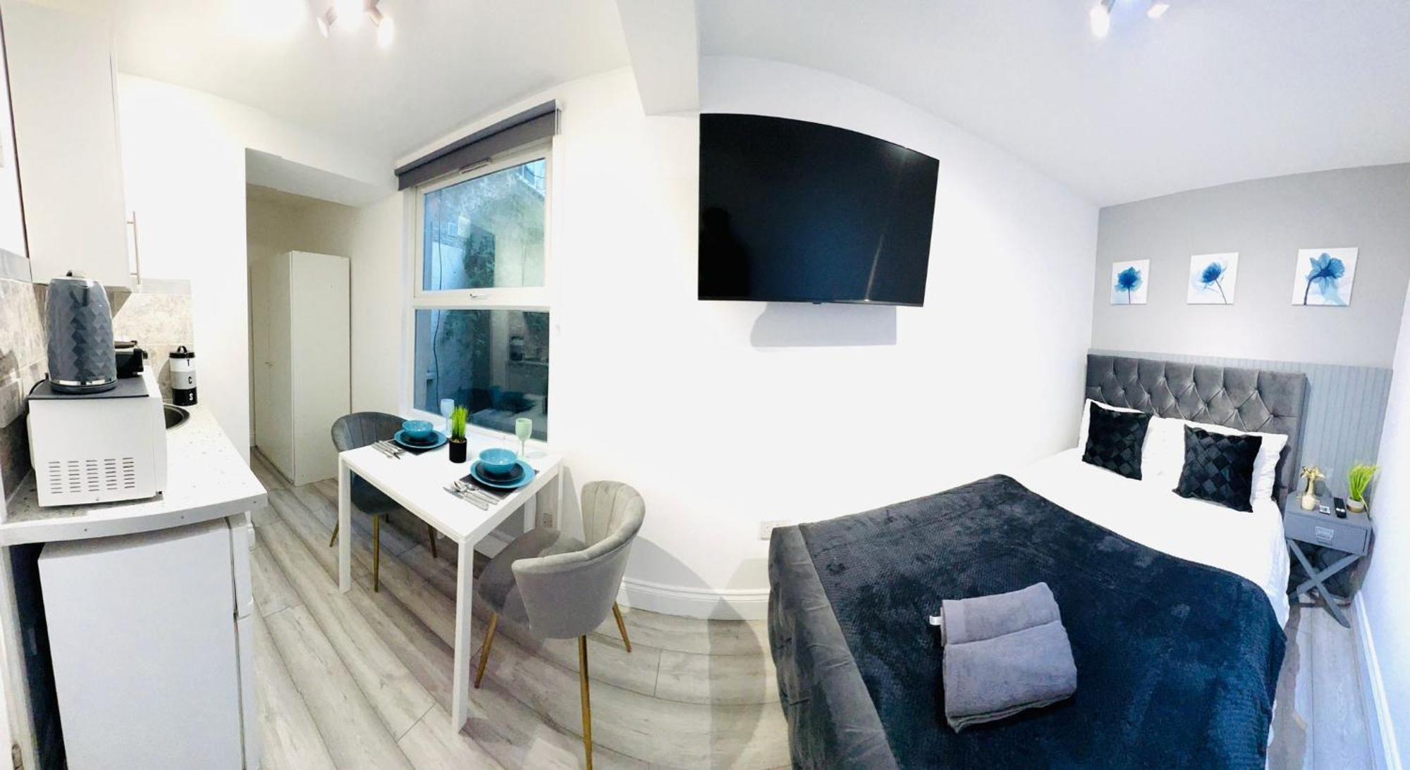 Apartment In Location *