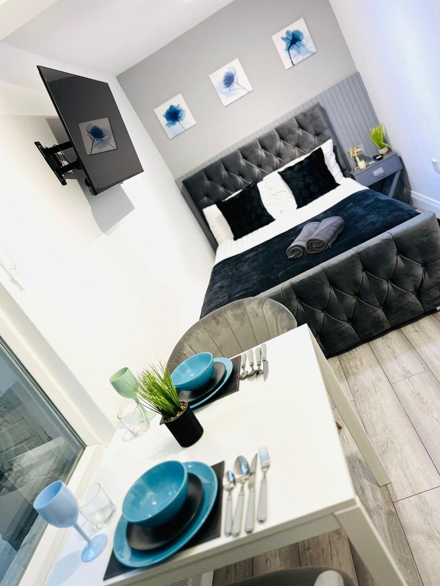 Apartment In Location *