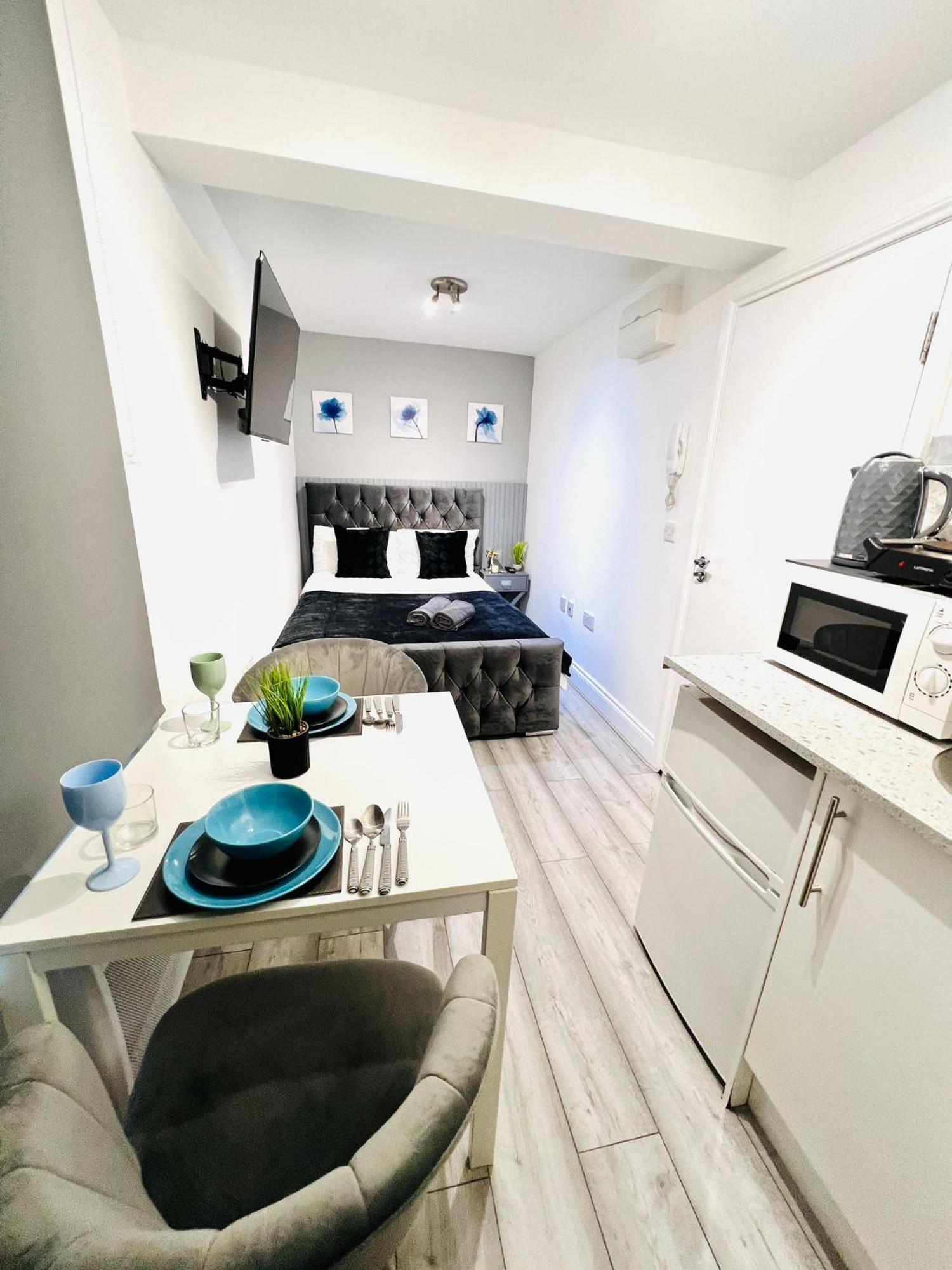 Apartment In Location *