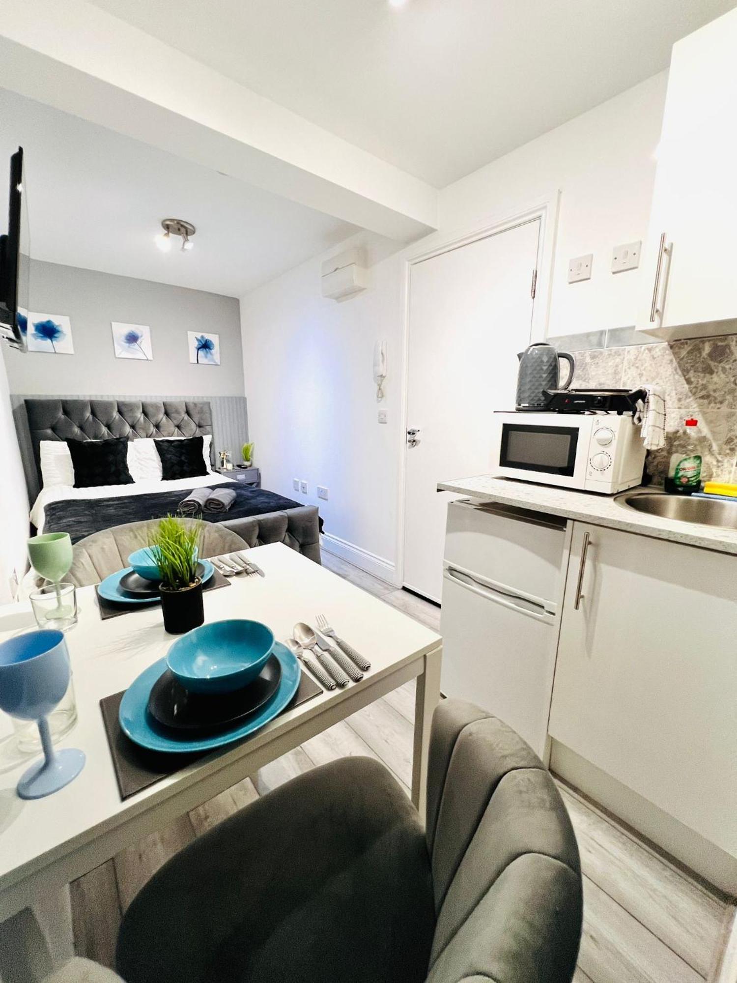 Apartment In Location