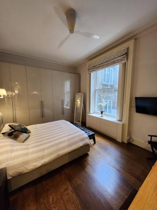 2 Bedroom Luxury Flat In South Kensington Londen