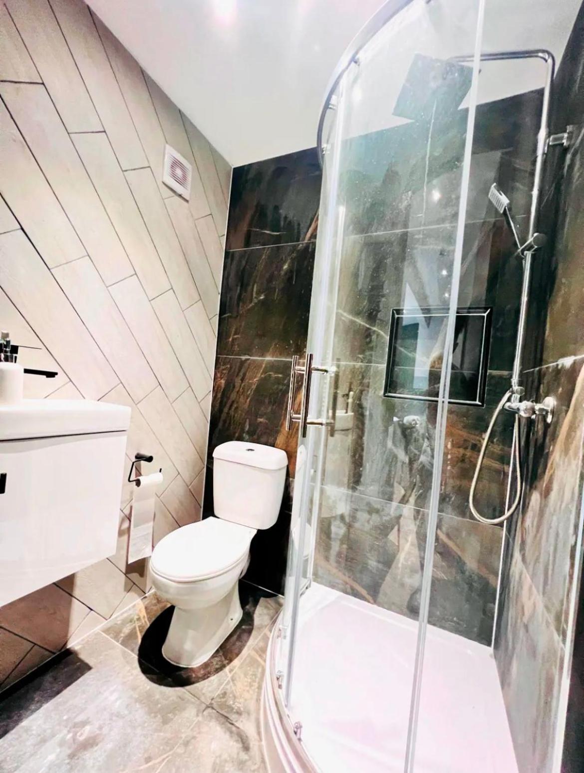 43 Ensuite Look Like Locations Alloggio in famiglia *