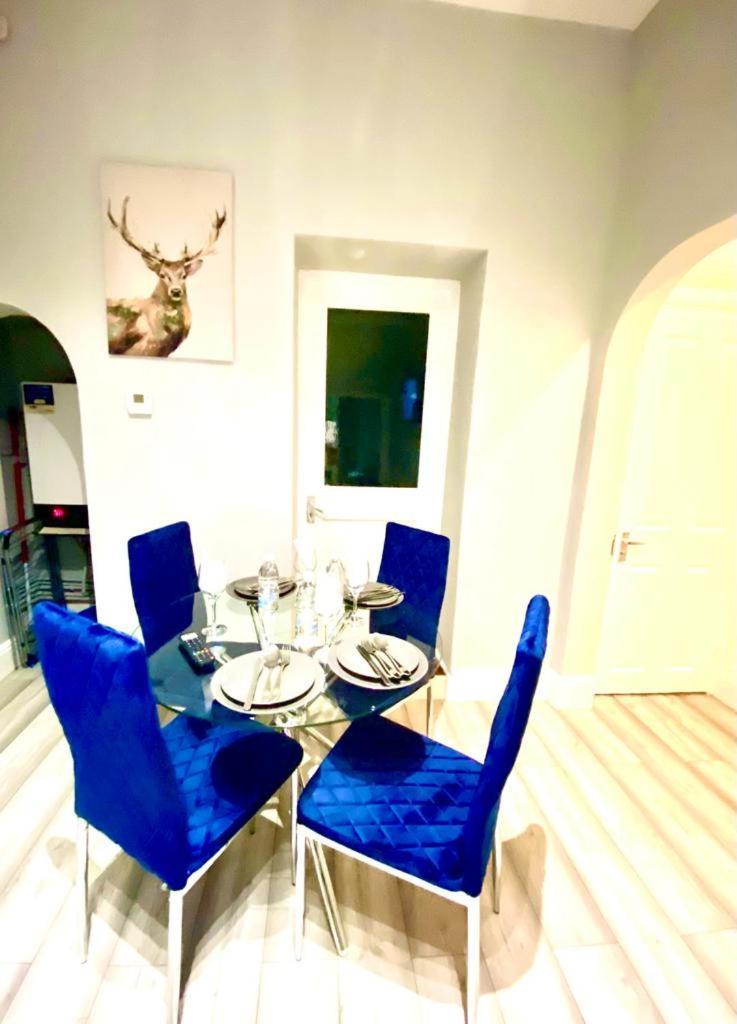 One Bedroom Ground Floor Flat In Appartement Londres