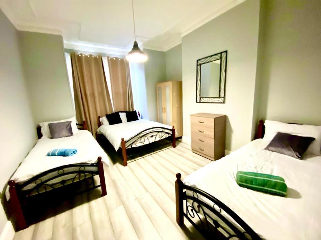 One Bedroom Ground Floor Flat In Lejlighed