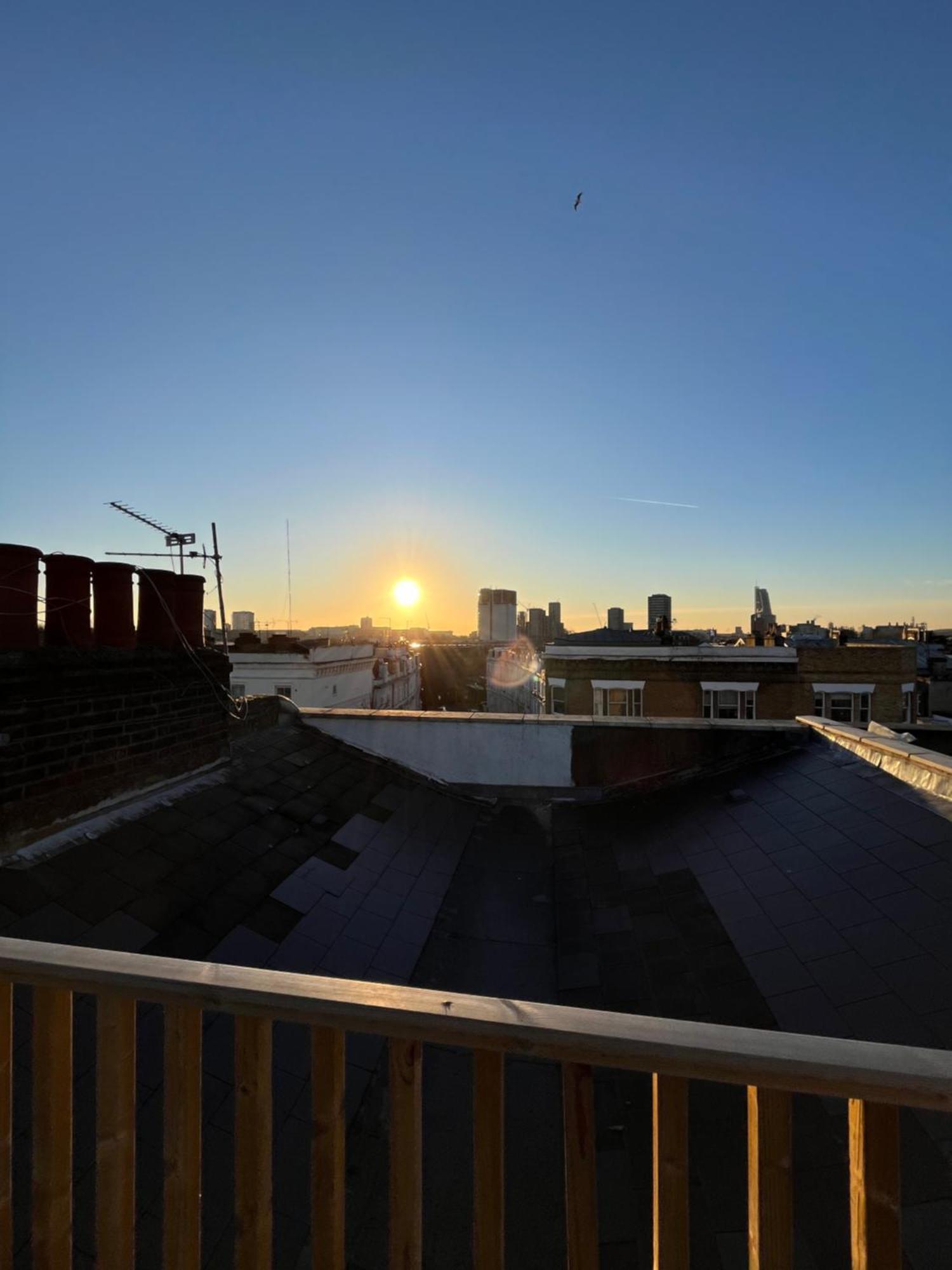 Modern Two Bed Flat In Notting Hill Lägenhet London