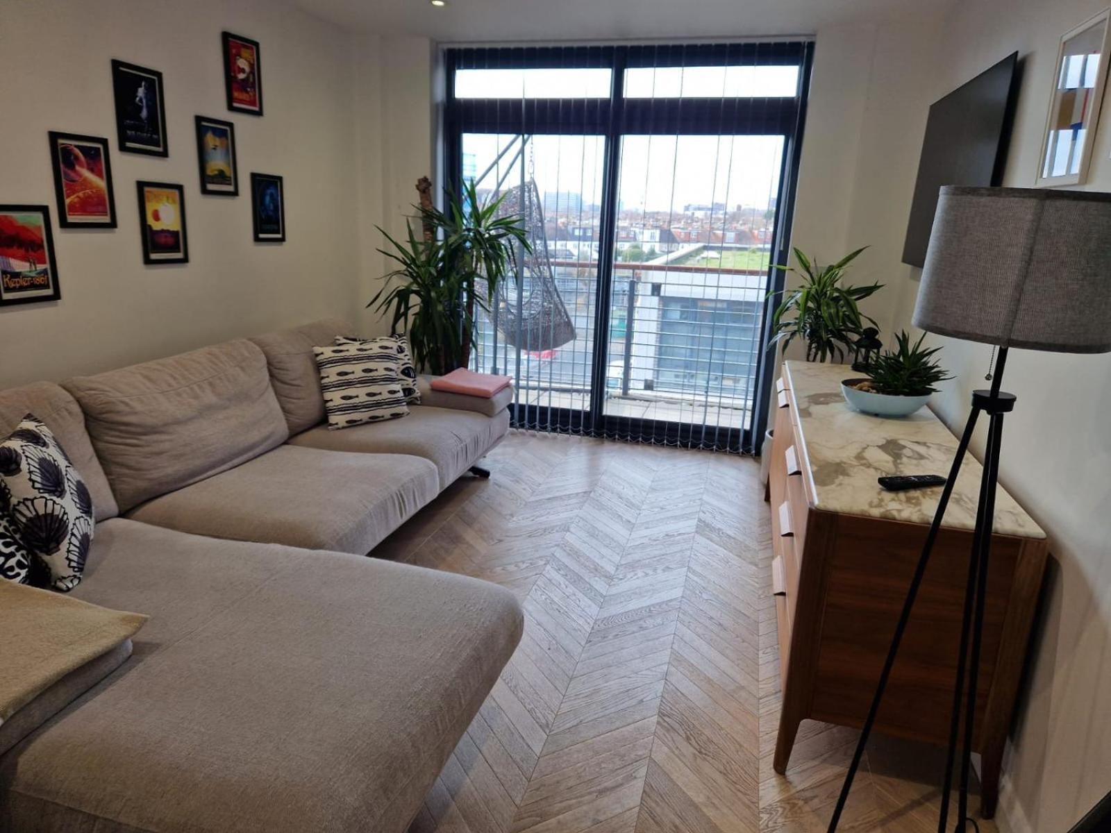 Lägenhet Cosy 1 Bedroom With Balcony Near Chiswick London