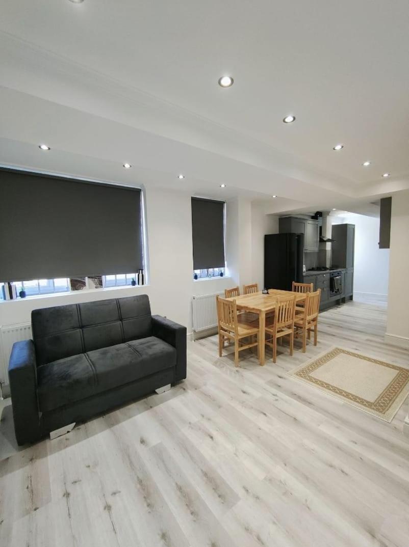 Apartment Flat 6 Crawford London