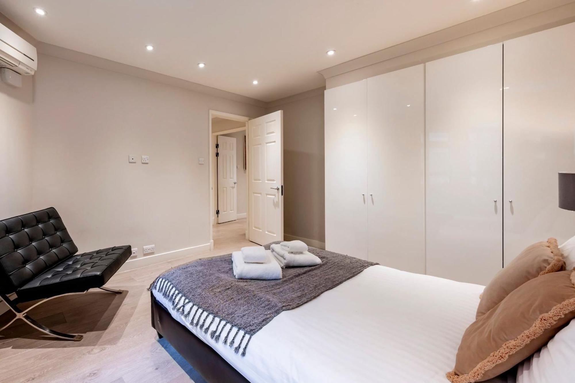 Stunning 2-bedroom-hosted By Sweetstay London