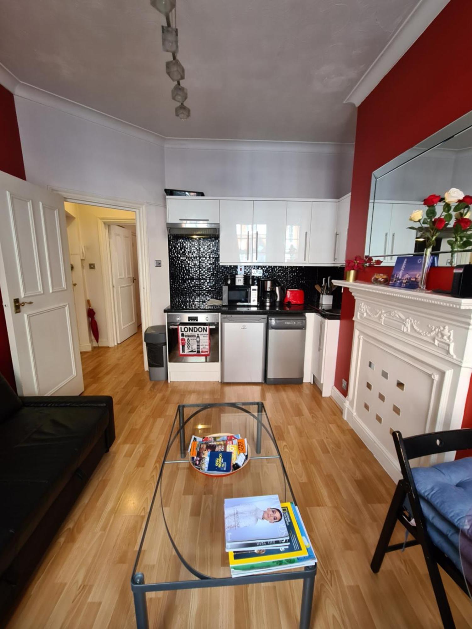 Cozy Flat, 5 Minute Walk To Oxford Circus