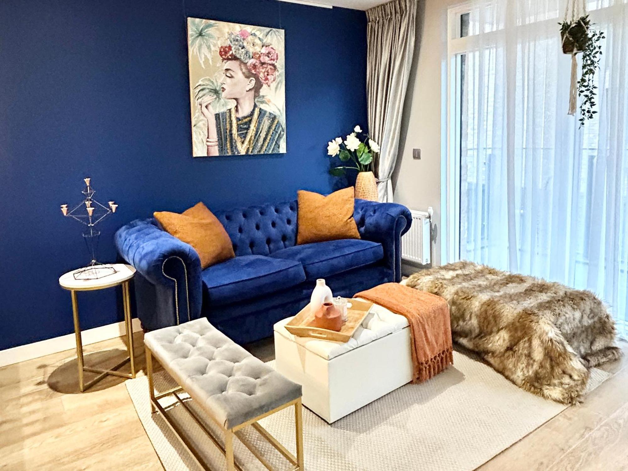 Canary Wharf, Sleeps 4, Fast Wifi, Gym, Prime Location Appartement Londen
