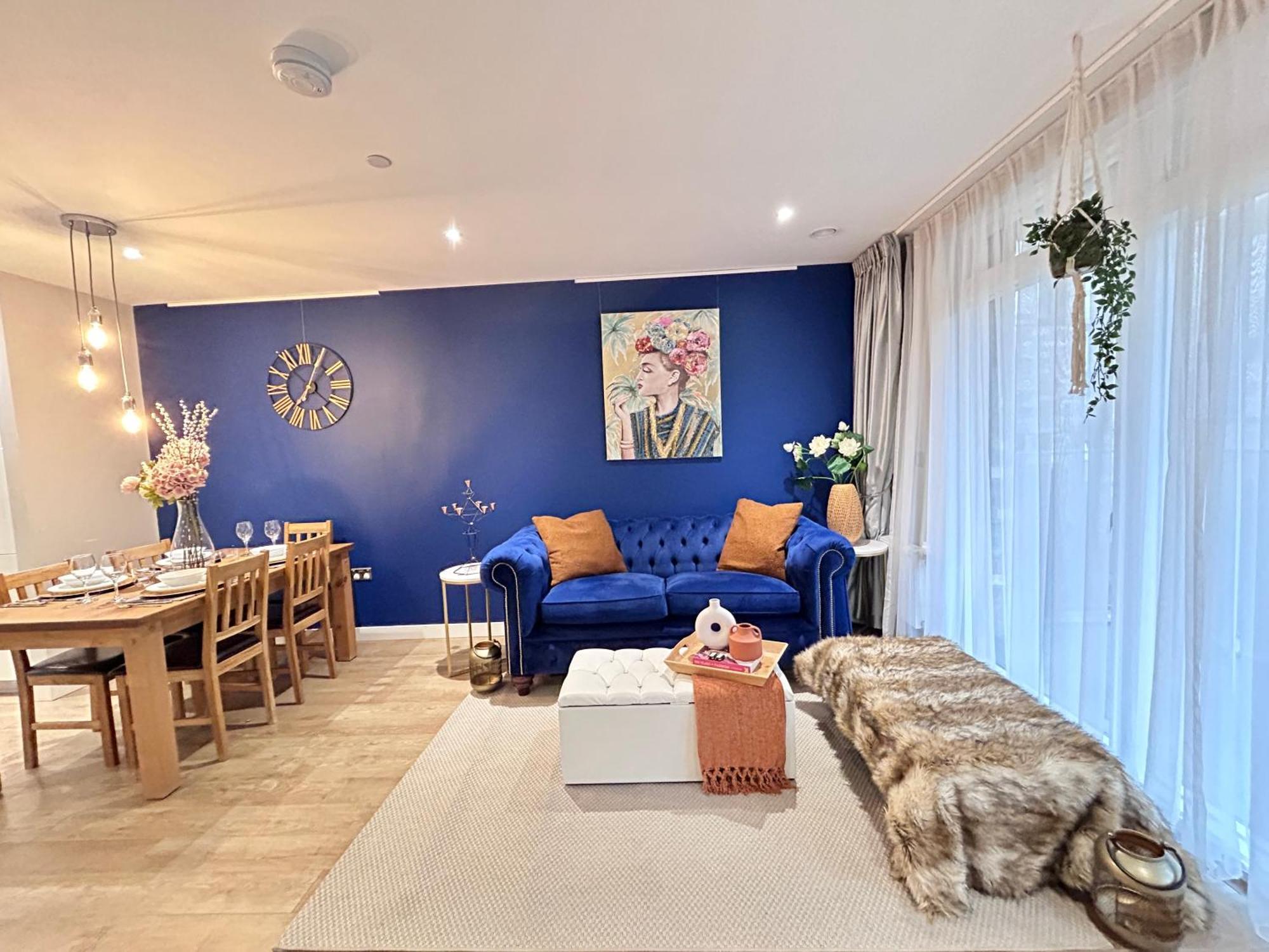 Canary Wharf, Sleeps 4, Fast Wifi, Gym, Prime Location Appartement *