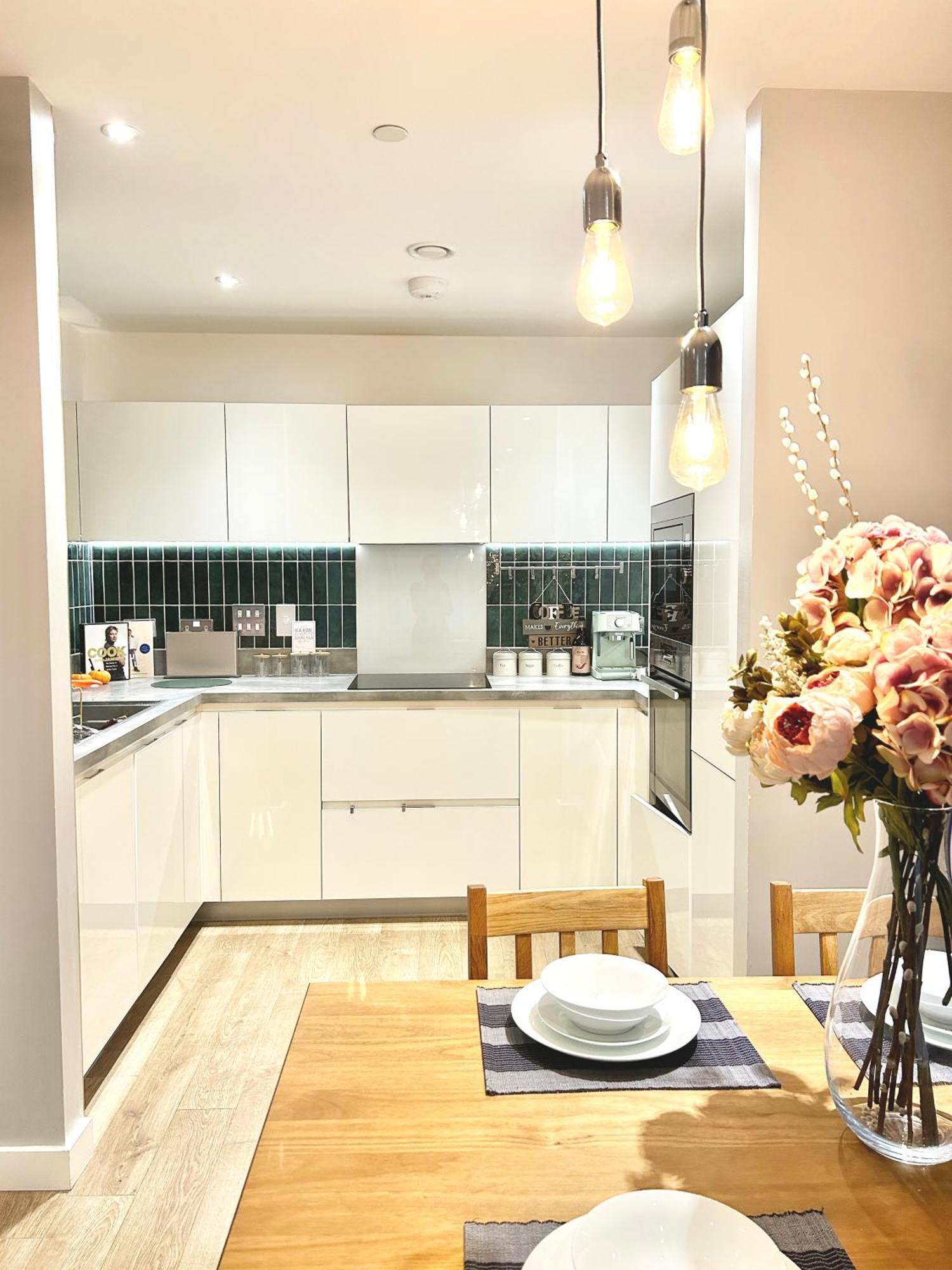 Appartement Canary Wharf, Sleeps 4, Fast Wifi, Gym, Prime Location Londen