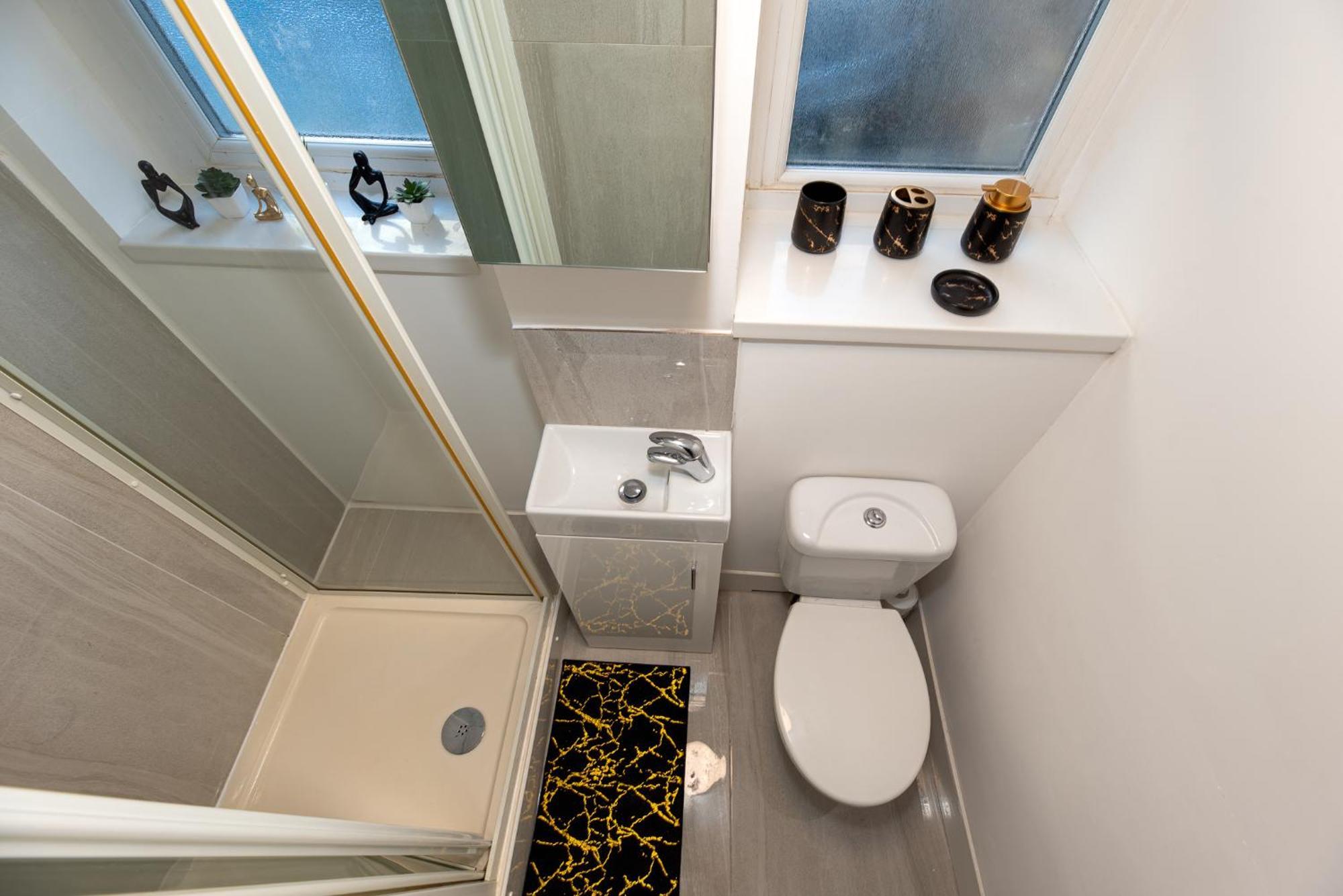 Cozy Ground-floor Studio, Excellent Access *