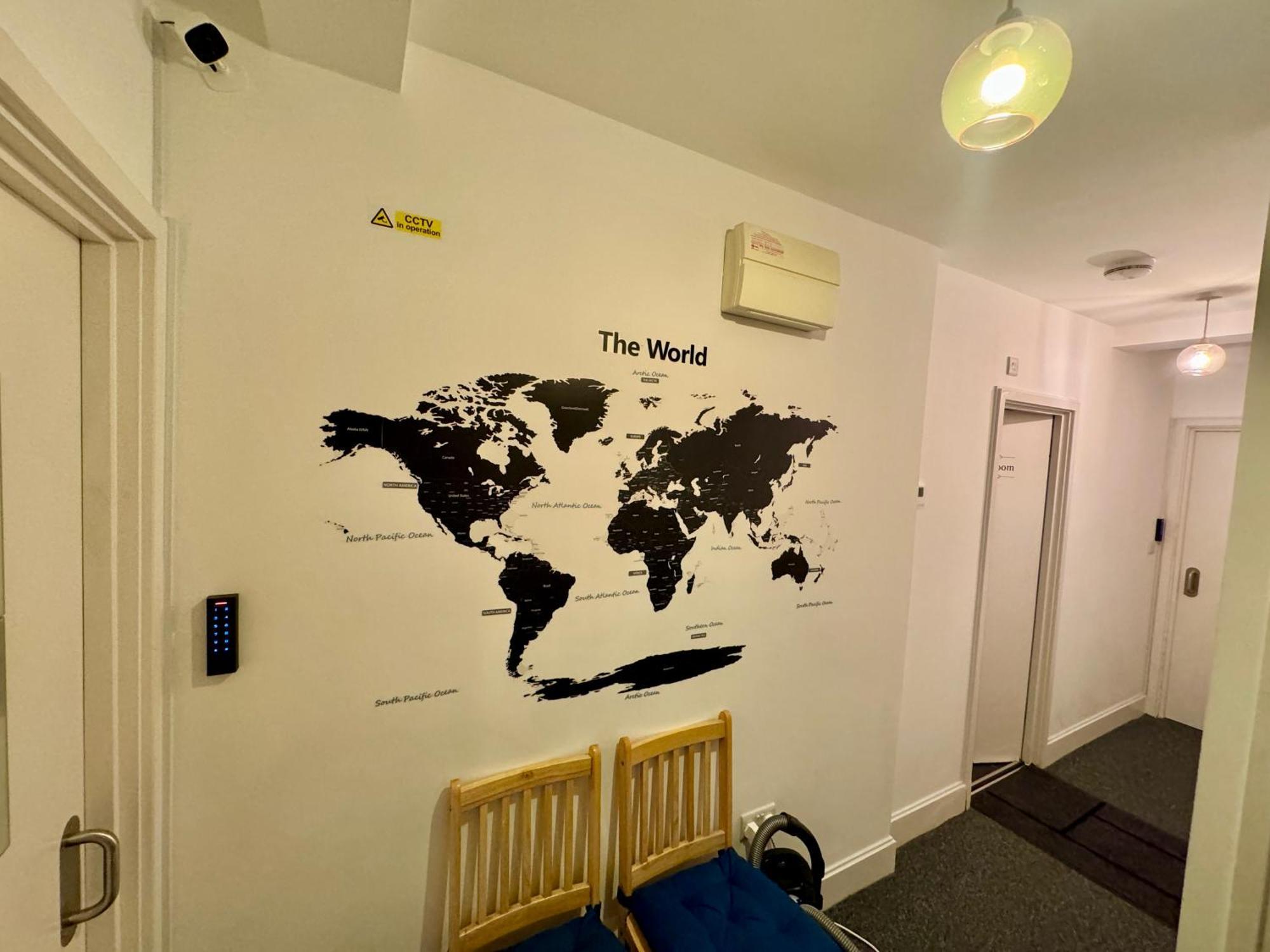 Privat bolig Cosmopolitan Comfort Private Bedrooms In Euston 106 London