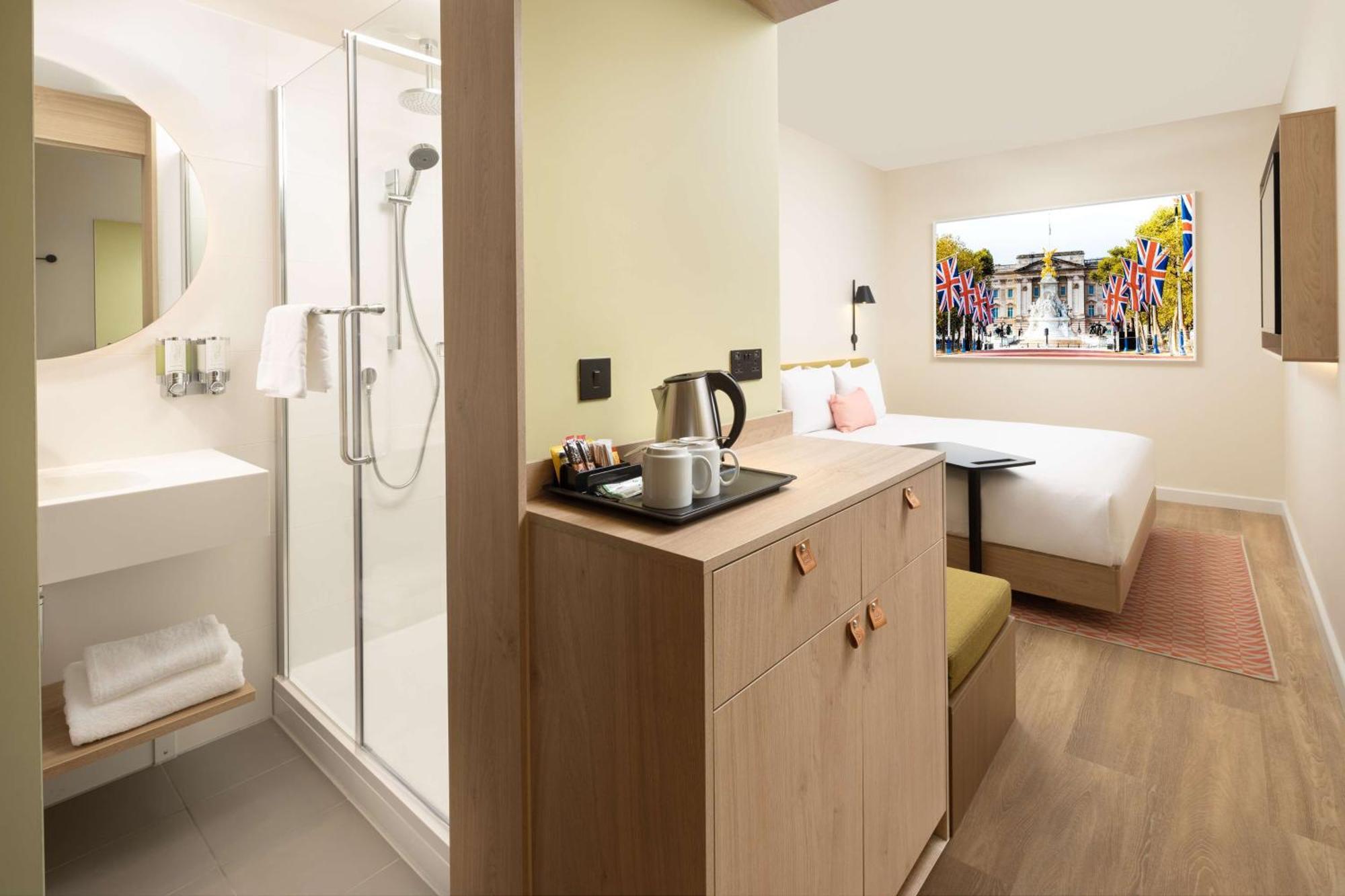 Hampton By Hilton Old Street 3*